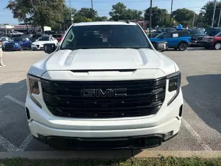 GMC Sierra 1500 2022 4x4 Elevation 4p Cabina Completa 5.8 ft. CB