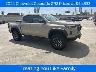 Chevrolet Colorado 2024 4x4 ZR2 4p. Cabina Crew 5 pies de caja corta