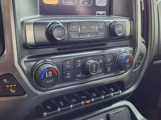 Chevrolet Silverado 3500HD 2017 4x4 LTZ 4p Cabina Completa SRW