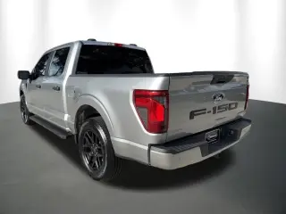 Ford F-150 2025 4x2 STX 4p SuperCrew 5.5 ft. SB