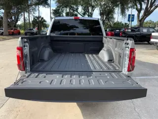 Ford F-150 2025 4x2 STX 4p SuperCrew 5.5 ft. SB
