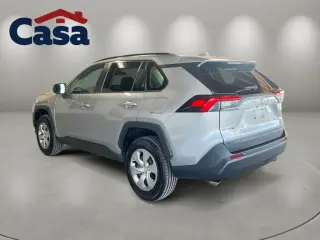 Toyota RAV4 2019 LE 4p SUV