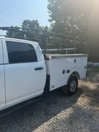 Ram 2500 2024 4x4 Tradesman 4p. Cabina de tripulación completa 8 ft. LB Camioneta