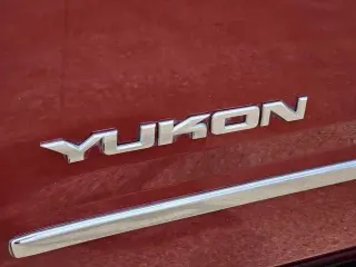 GMC Yukon 2017 4x2 SLE 4dr SUV