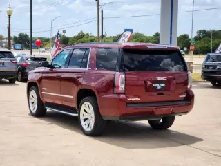 GMC Yukon 2017 4x2 SLE 4dr SUV