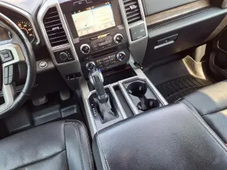 Ford F-150 2018 4x4 King Ranch 4p SuperCrew 6.5 ft. SB