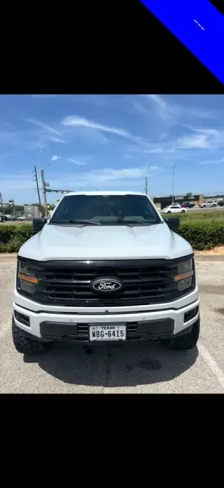 Ford F-150 2024 4x4 XLT 4p SuperCrew 5.5 ft. CB