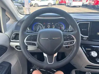 Chrysler Pacifica 2024 Touring L 4dr Mini-Van