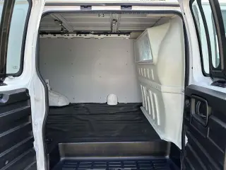 Chevrolet Express 2021 2500 3dr Carrocería de Carga
