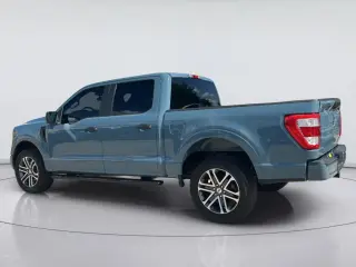 Ford F-150 2023 4x4 XL 4p SuperCrew 5.5 ft. SB
