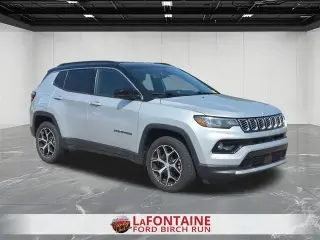 Jeep Compass 2024 4x4 (Rojo) Edición 4p SUV