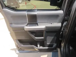 Ford F-150 2018 4x2 Platinum 4p SuperCab 5.5 ft. CA