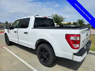 Ford F-150 2022 4x4 XL 4p SuperCrew 5.5 ft. CB