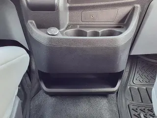 Ford Transit 2017 150 XL 3dr SWB Tech Bajo Tech de Pasajero con Puerta Corrediza Lateral del Pasajero