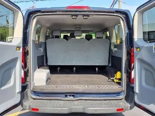 Ford Transit 2017 150 XL 3dr SWB Tech Bajo Tech de Pasajero con Puerta Corrediza Lateral del Pasajero