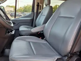 Ford Transit 2017 150 XL 3dr SWB Tech Bajo Tech de Pasajero con Puerta Corrediza Lateral del Pasajero