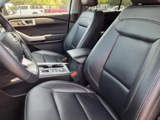 Ford Explorer 2023 AWD XLT 4p SUV