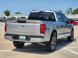 Ford F-150 2025 4x4 STX 4p SuperCrew 5.5 pies CB