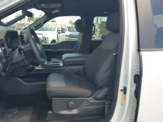 Ford F-150 2025 4x2 STX 4p SuperCrew 5.5 pies CB