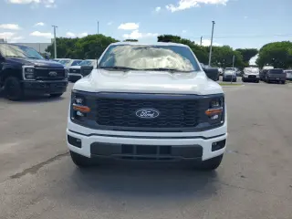 Ford F-150 2025 4x2 STX 4p SuperCrew 5.5 pies CB