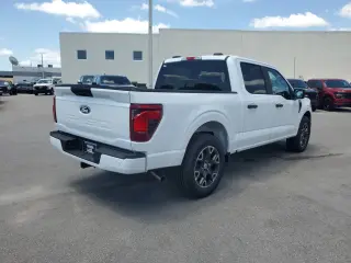 Ford F-150 2025 4x2 STX 4p SuperCrew 5.5 pies CB