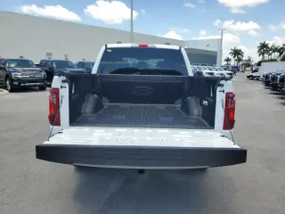 Ford F-150 2025 4x2 STX 4p SuperCrew 5.5 pies CB