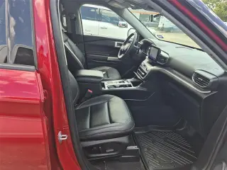 Ford Explorer 2024 XLT 4p SUV