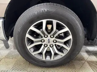 Ford F-150 2022 4x2 XL 4p SuperCrew 5.5 ft. SB