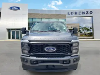 Ford F-250 Super Duty 2023 4x4 King Ranch 4dr Crew Cab 6.8 ft. SB Pickup