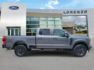 Ford F-250 Super Duty 2023 4x4 King Ranch 4dr Crew Cab 6.8 ft. SB Pickup