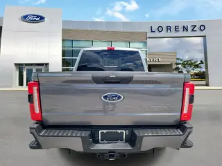 Ford F-250 Super Duty 2023 4x4 King Ranch 4dr Crew Cab 6.8 ft. SB Pickup