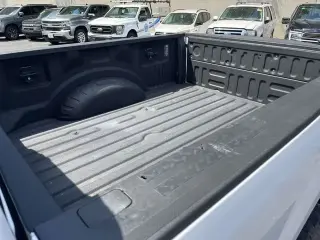 Ford F-250 Super Duty 2022 4x4 King Ranch 4p. Cabina de Tripulante 6,8 pies Caja Extendida