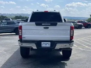 Ford F-250 Super Duty 2022 4x4 King Ranch 4p. Cabina de Tripulante 6,8 pies Caja Extendida