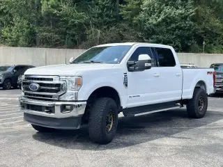 Ford F-250 Super Duty 2022 4x4 King Ranch 4p. Cabina de Tripulante 6,8 pies Caja Extendida