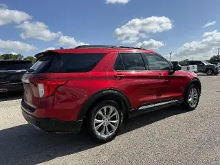 Ford Explorer 2023 XLT 4p SUV
