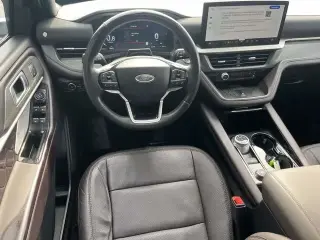 Ford Explorer 2025 Platinum 4p SUV