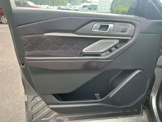 Ford Explorer 2025 Platinum 4p SUV