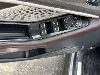 Ford Explorer 2025 Platinum 4p SUV