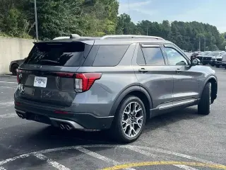 Ford Explorer 2025 Platinum 4p SUV