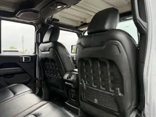 Jeep Wrangler Unlimited 2018 4x4 Rubicon 4p SUV (lanzamiento a mitad de año)