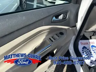 Ford Escape 2017 Titanium 4p SUV