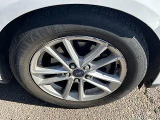 Ford Focus 2017 SE 4p Sedan