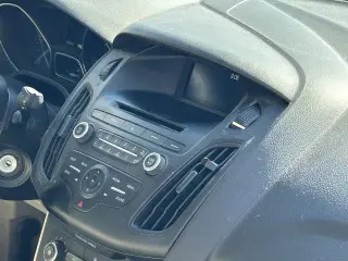 Ford Focus 2017 SE 4p Sedan