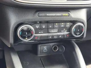 Ford Escape 2022 SEL 4dr SUV