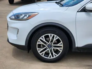 Ford Escape 2022 SEL 4dr SUV