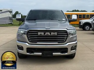 Ram 1500 2025 4x4 Laramie 4p Cabina Extendida 5.6 pies S Pickup