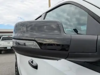 Ram 1500 2023 4x2 Lone Star 4p Cabina Completa de Tripulación 5.6 ft. SB Camioneta