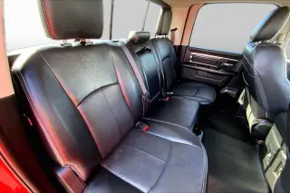 Ram 1500 2018 4x4 Night 4dr Crew Cab 5.5 ft. SB Camioneta