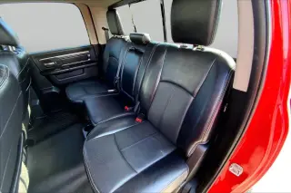 Ram 1500 2018 4x4 Night 4dr Crew Cab 5.5 ft. SB Camioneta