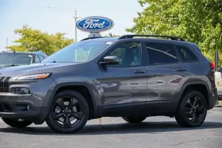 Jeep Cherokee 2018 Latitude 4p SUV